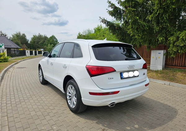 Audi Q5 cena 89900 przebieg: 159900, rok produkcji 2015 z Pakość małe 407